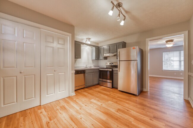 Photo - Fairview Commons