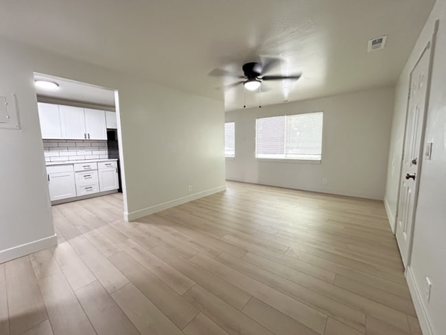 Photo - 1853 Parkway Blvd Unidad #2