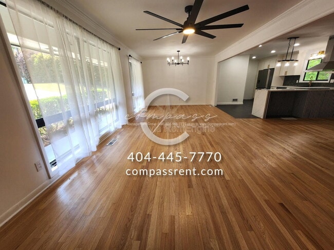 Photo - 2636 Whiteleigh Ct NE