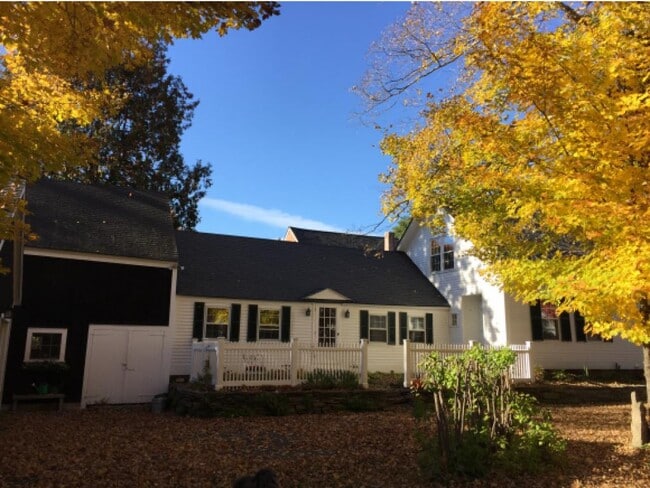 194 Main St