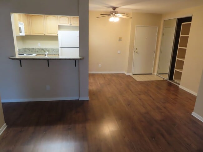 Photo - 2941 C St Unit 467