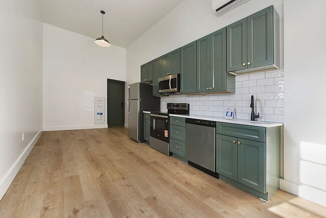 Photo - The Benedict