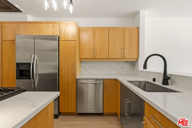 Photo - 8787 Shoreham Dr Unit 802