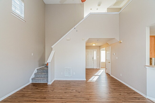 Photo - 1017 Dewberry Ct