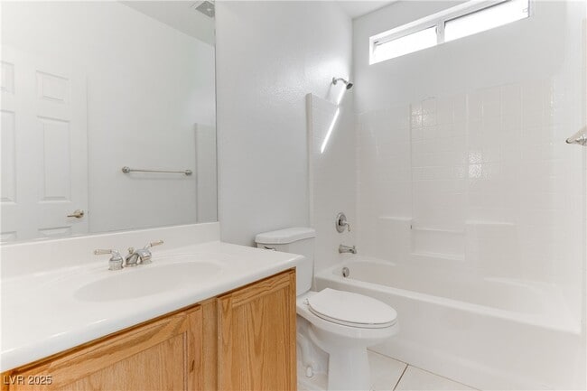 Building Photo - 523 Moses Lake Ct