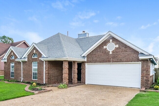 Photo - 6643 Collins Way Dr