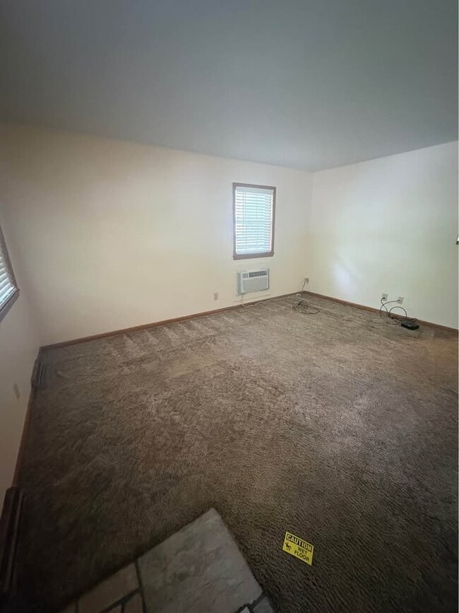 Photo - 1258 E Elm St Unidad 13