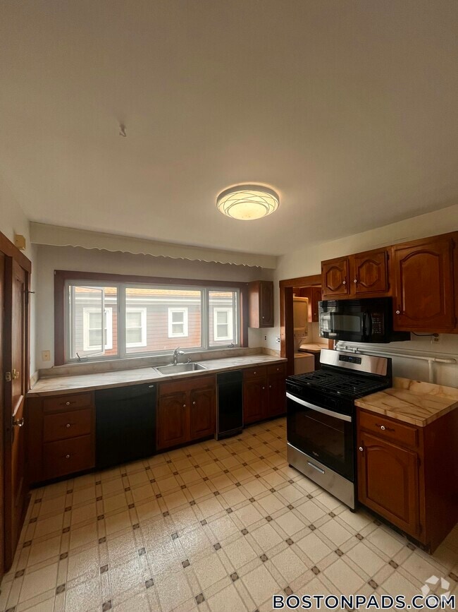 Building Photo - 468-470 Gallivan Boulevard Rental