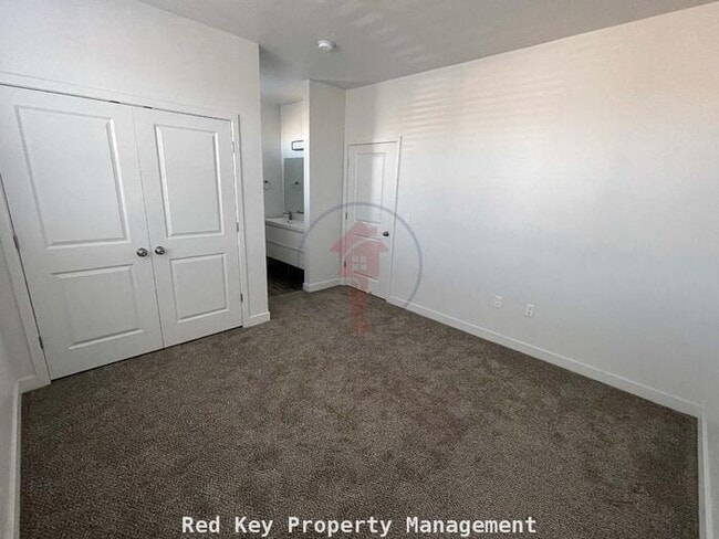 Photo - 553 E Smelter Rd