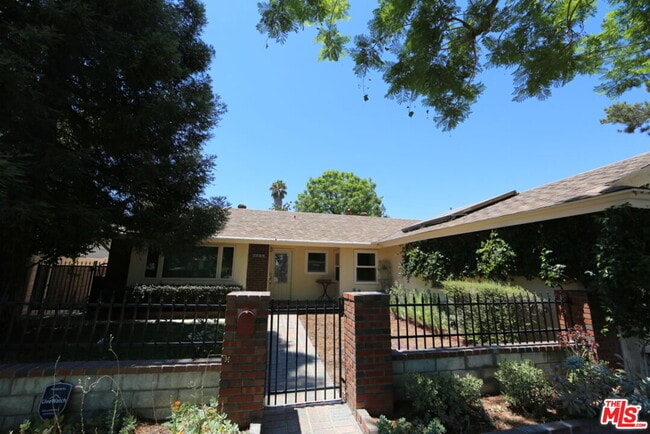 Photo - 7309 Asman Ave