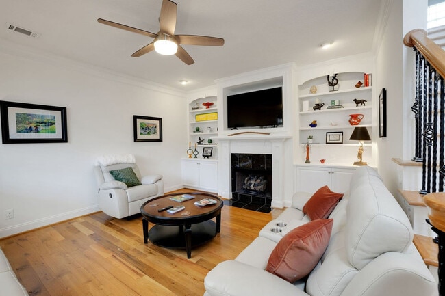 Photo - 1001 Bedford Dr Unit SI ID1591552P