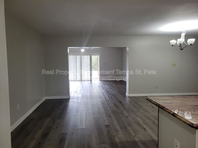 Photo - 1835 Nursery Rd