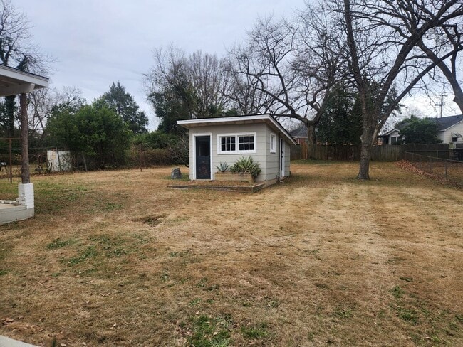 Photo - Charming 2 Bedroom 1 Bath