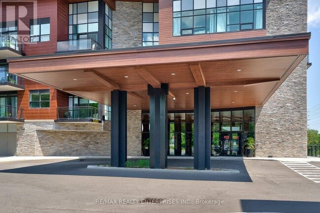 Photo - 1575 Lakeshore Rd W Unité 337