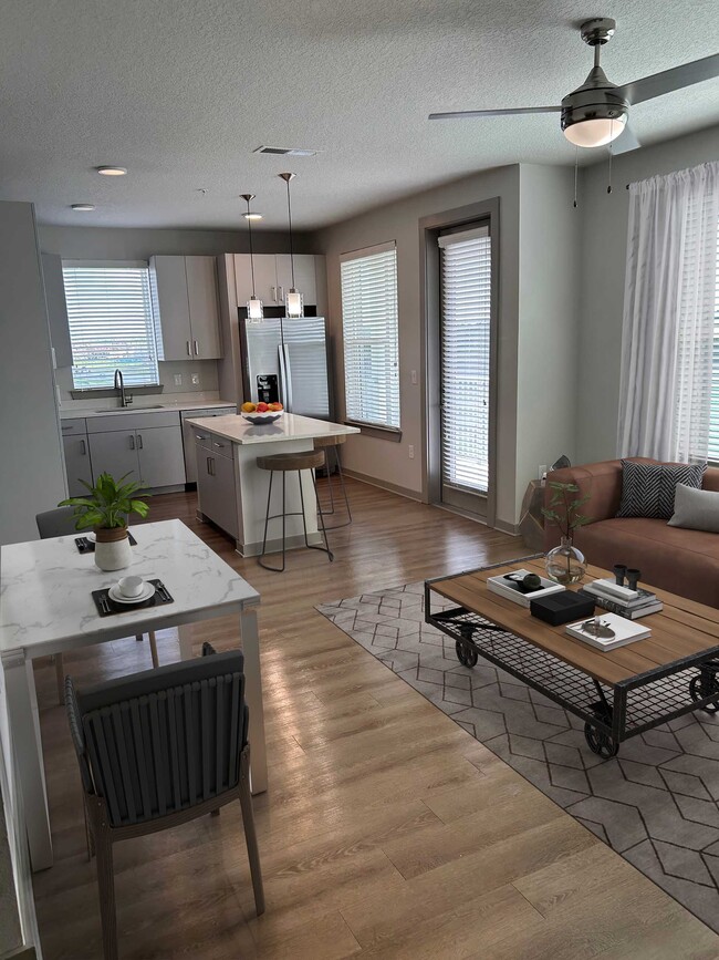 Photo - Madison Pointe Apartments