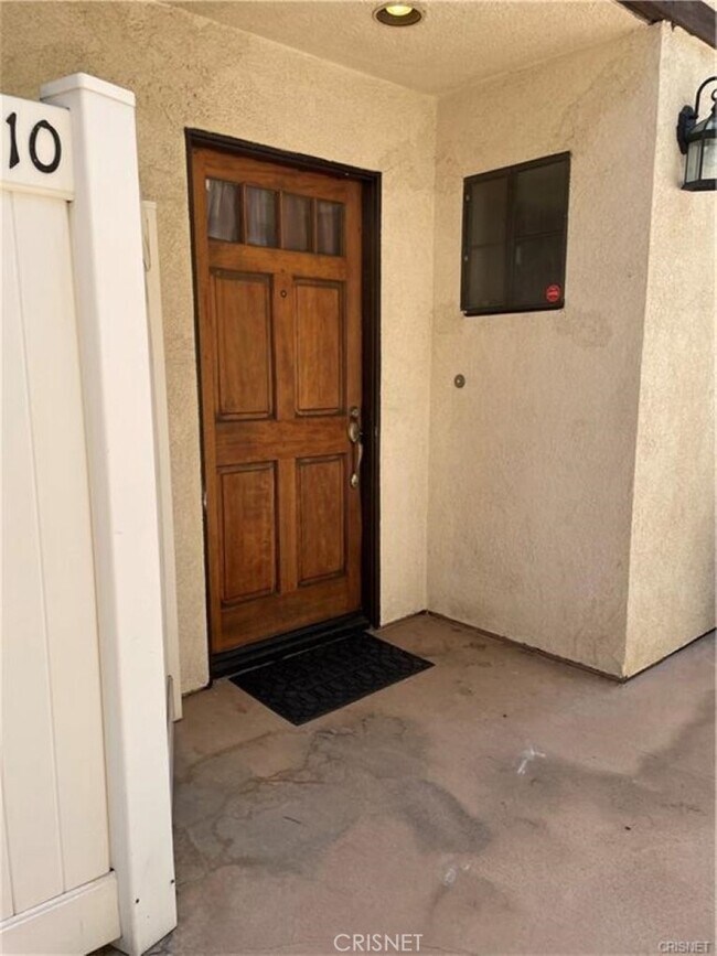 Photo - 19620 Wyandotte St