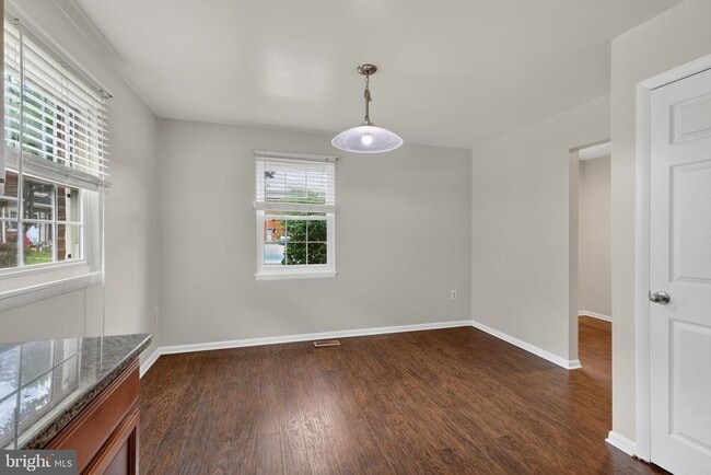 Photo - 15063 Cherrydale Dr