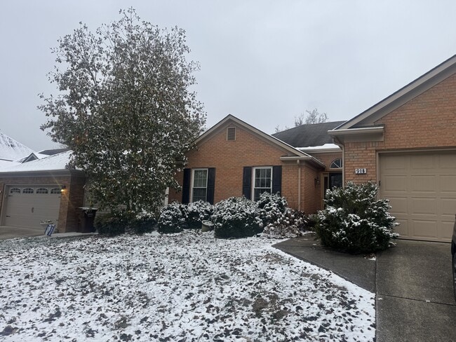 Photo - 916 Palomino Ln