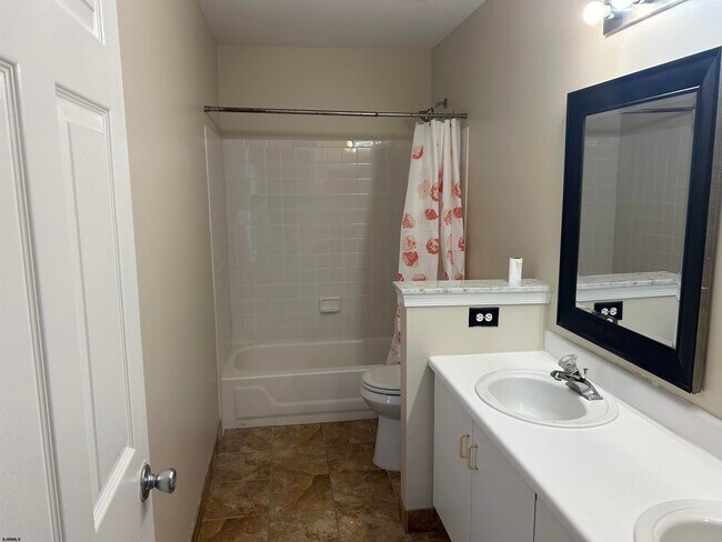 Photo - 57 Lighthouse Ct Unit 57