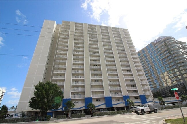 Building Photo - 750 N Ocean Blvd Unit 1610