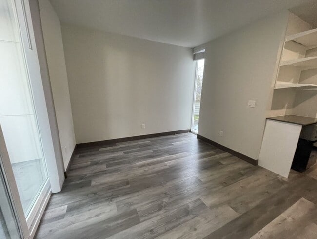 Photo - BalCro Apartments