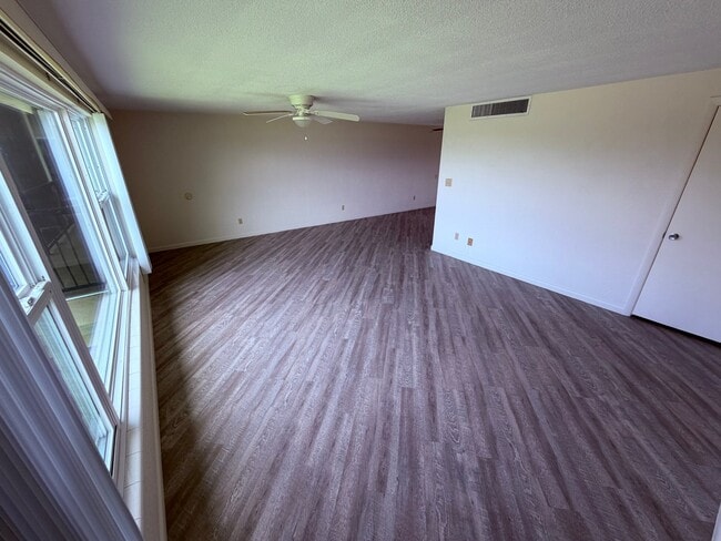 8915 Silver Lake Dr Unidad 12