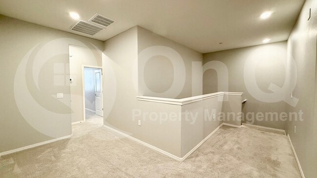 Photo - 2669 S Peppertree Dr Unit 104