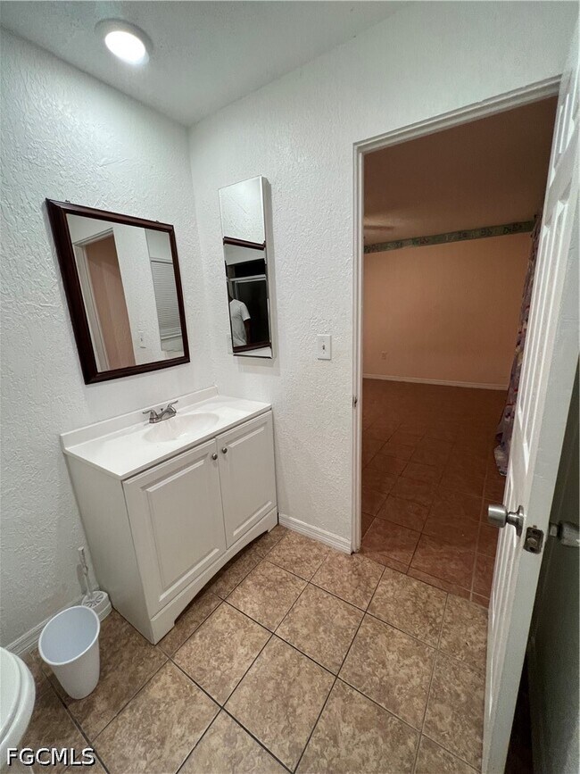 Photo - 3923 SE 12th Ave