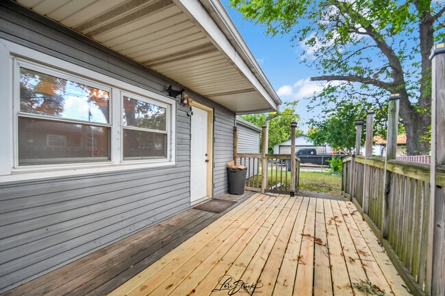 Photo - 17103 Burnham Ave