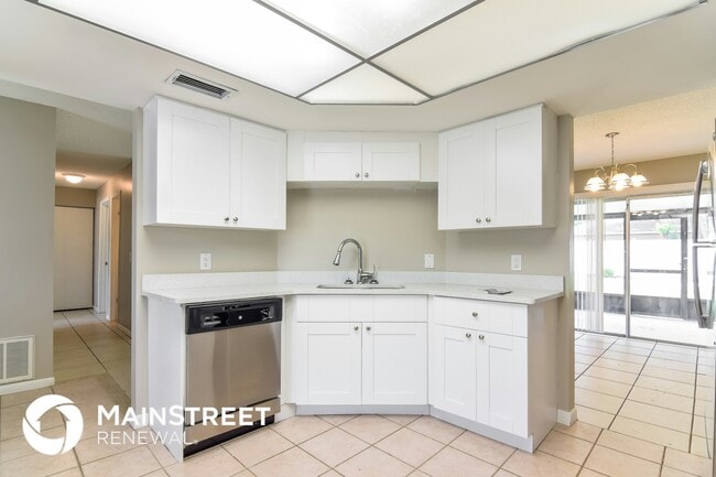 Photo - 2106 N Merrin St