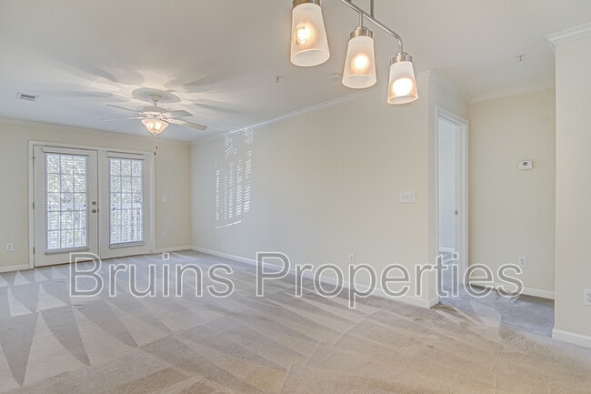 Photo - 7104 W Friendly Ave