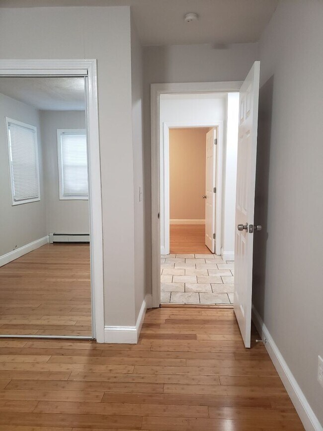 Photo - 65 Hawkins St Apartment Unit 1