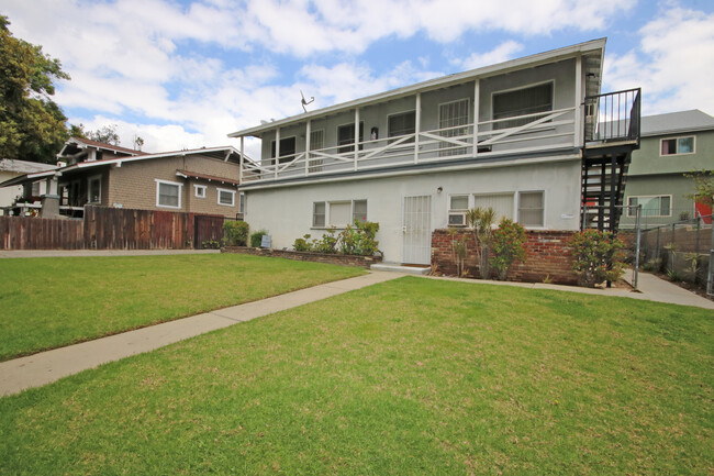 Photo - 1310 N Marengo Ave Apartments Unit 1