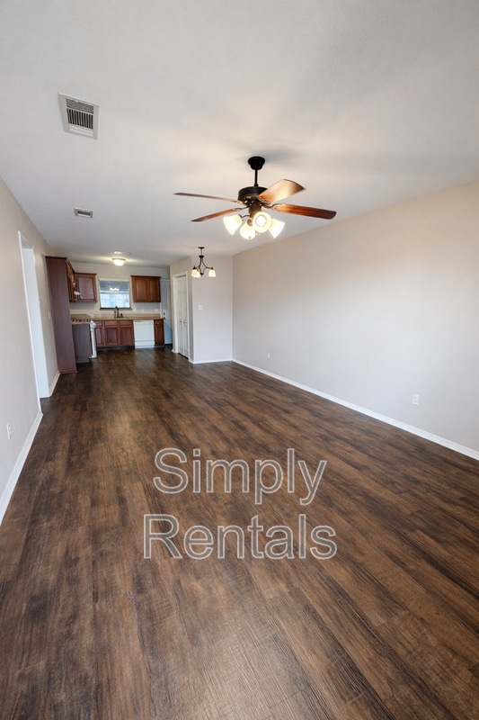 Photo - Stanford St 3102 - B