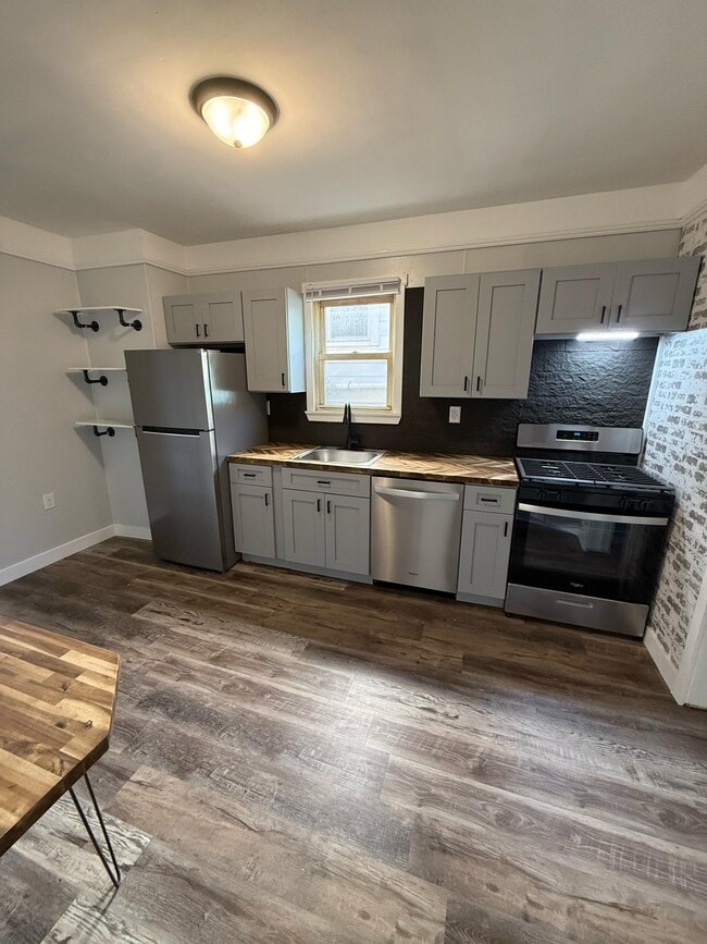 Photo - 1606 Woodmont Ave
