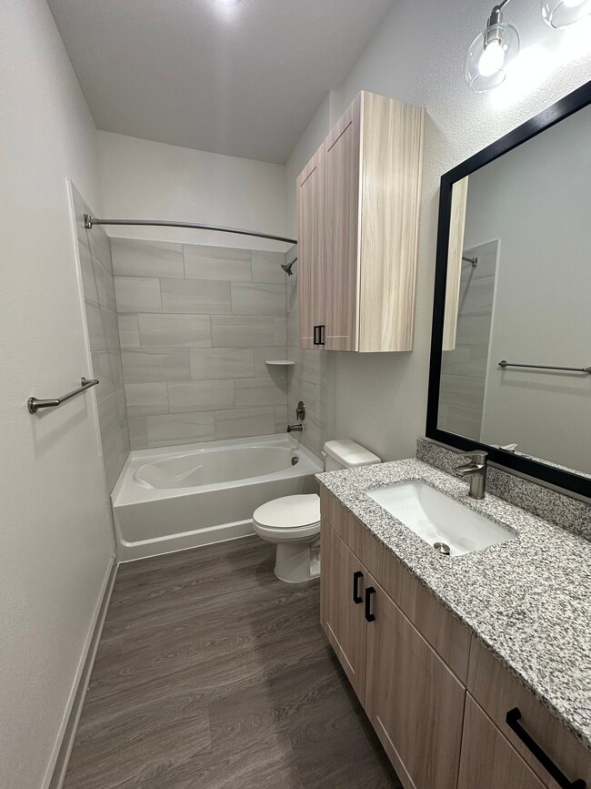 Photo - 5821 Calmont Ave Unit 8106