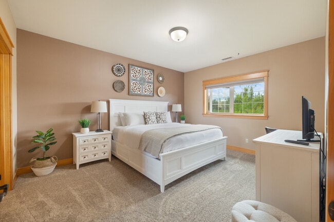 Photo - 2051 N Main St Unit 311