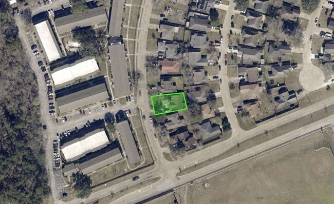 Building Photo - 8710 Parkway Forest Dr