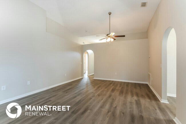Photo - 516 Milford St