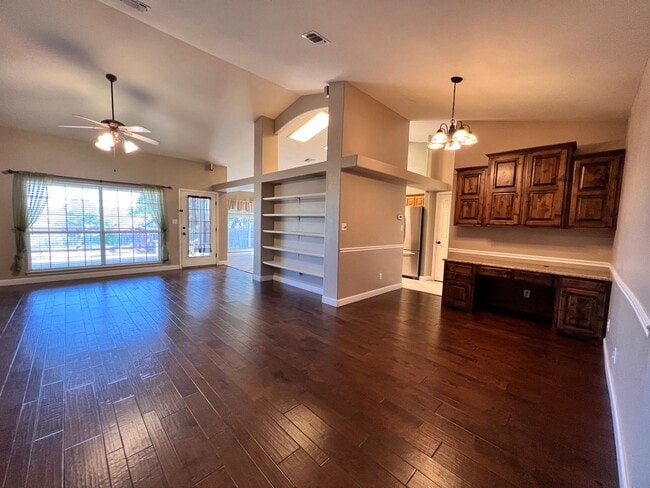 Photo - Beautiful Home In Oak Hollow Estates