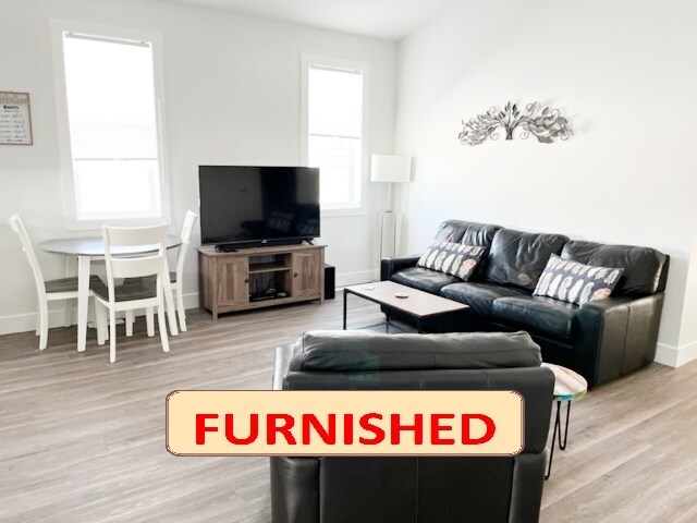 Photo - B 8420-A-8481 81 St