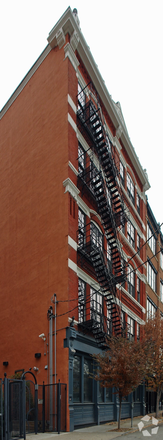 214 E Fourteenth St - Ahrens-Fox Condominiums