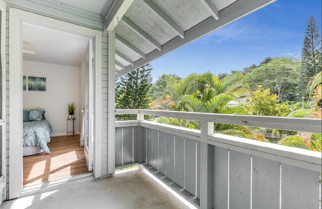 Lanai - 95-664 Wikao St