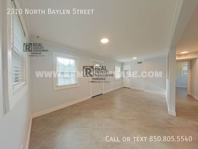 Photo - 2310 N Baylen St