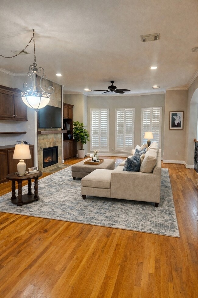 Photo - 584 Bomar St