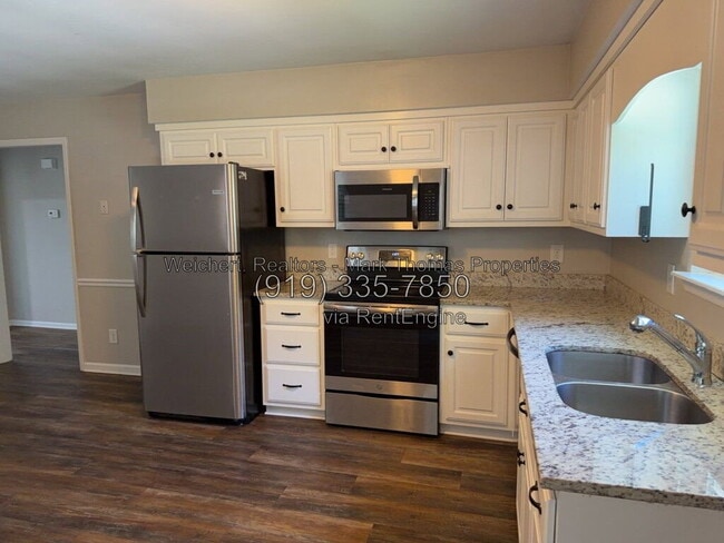 Photo - 219 Bridgefield Pl