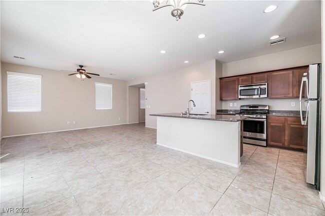 Photo - 6303 Solomon Spring Way