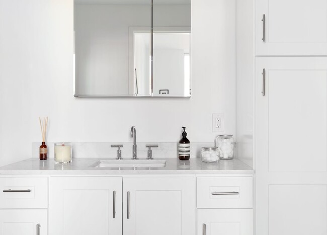 Photo - 52 Bay St Unit 2-2