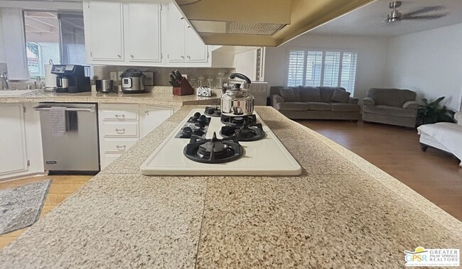 Photo - 74584 Nevada Cir E