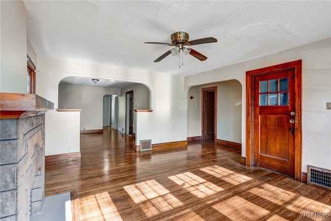 Photo - 27 East End Ave